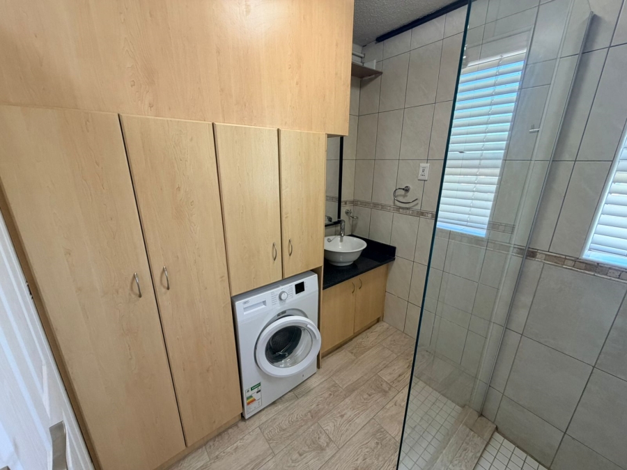 To Let 3 Bedroom Property for Rent in Humewood Eastern Cape